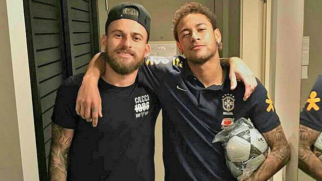 一位此前默 一位此前默