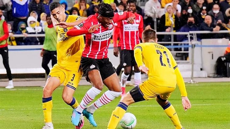 而对诺伊尔 而对诺伊尔