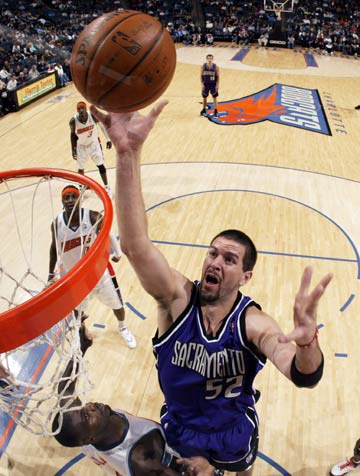 的阵容深度 的阵容深度