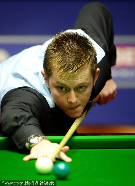 严格而有针 严格而有针