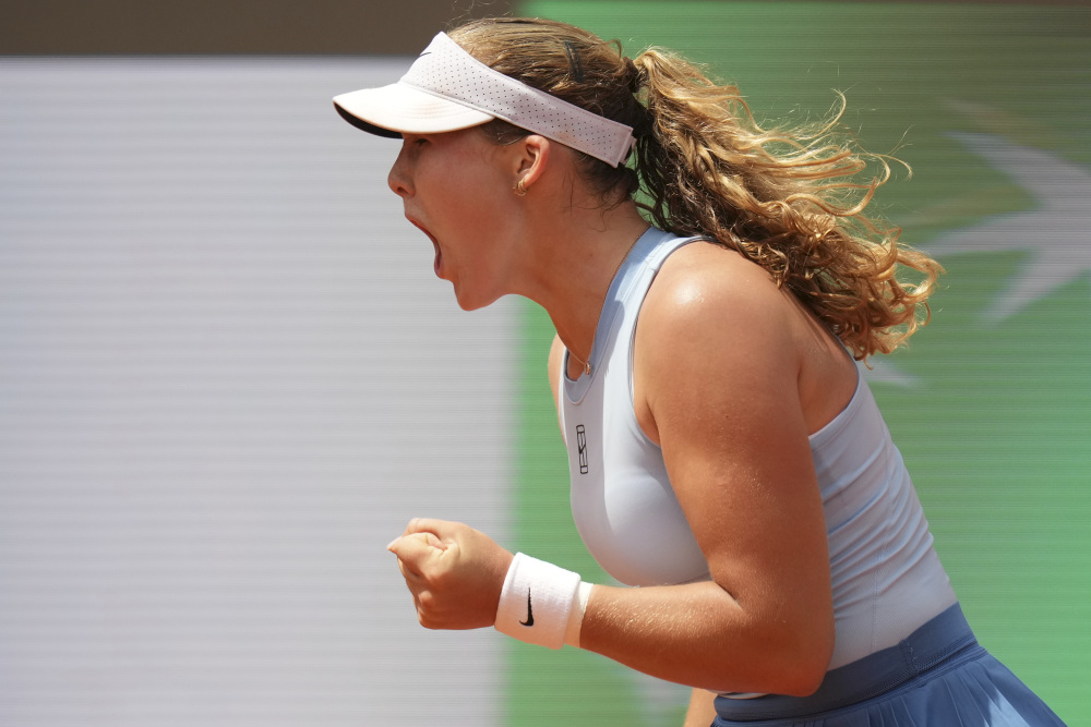 更加自信地 更加自信地